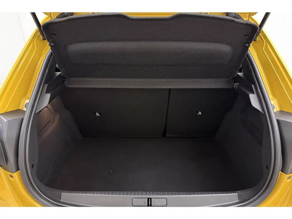 Peugeot 208 1.2 PureTech Active Pack uit 2021, foto 3