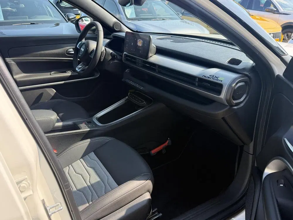 Jeep Avenger 1.2T 4xe Overland Automaat uit 2025, foto 10