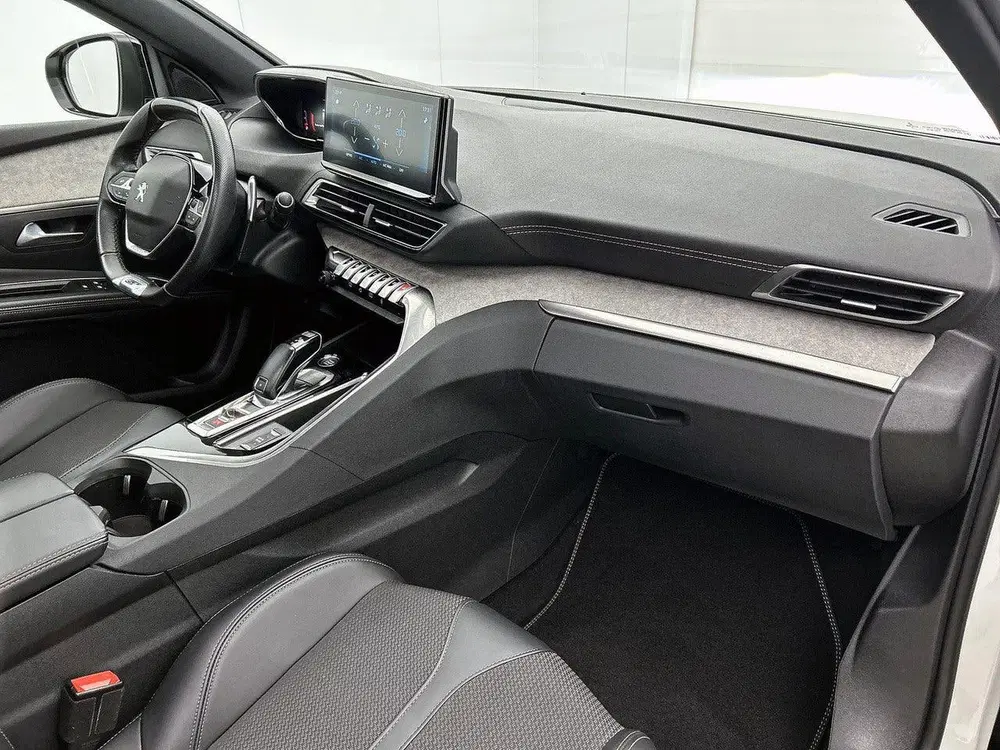 Peugeot 5008 1.2 130pk GT Pack Business Automaat uit 2022, foto 12