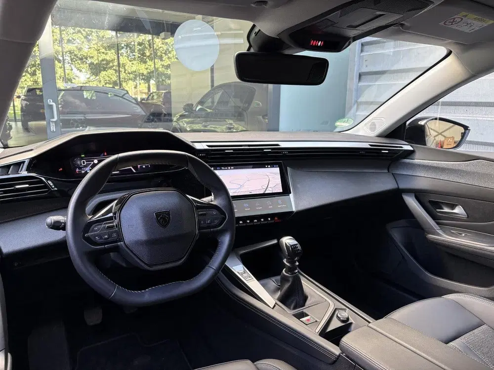 Peugeot 308 SW Allure 1.2 Turbo 130pk uit 2024, foto 15