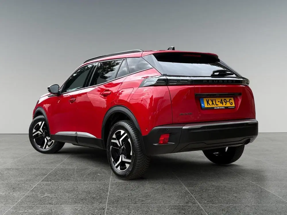 Peugeot 2008 Allure Pack 1.2 Turbo 100pk uit 2025, foto 8