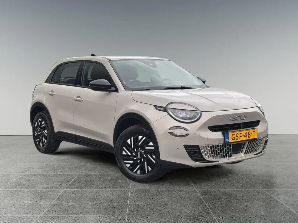 Fiat 600 Urban 1.2 Hybrid 110pk e-DSC6 uit 2024, foto 7