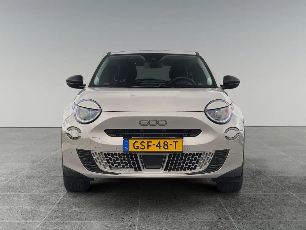 Fiat 600 Urban 1.2 Hybrid 110pk e-DSC6 uit 2024, foto 8