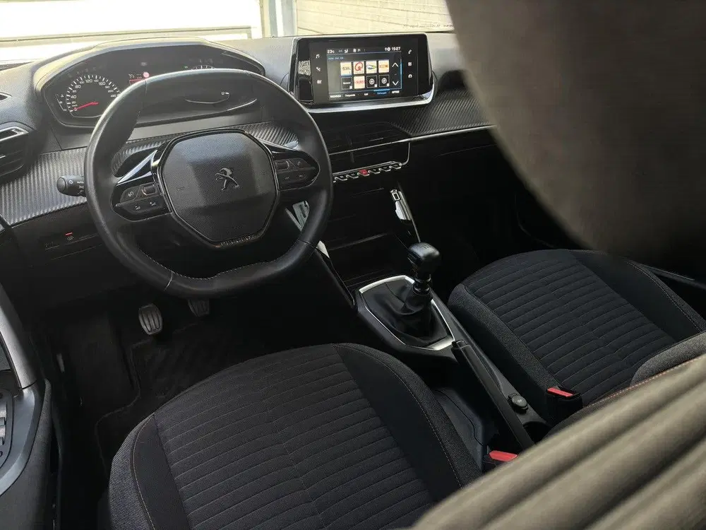 Peugeot 2008 Active Pack 1.2 Turbo 100pk uit 2023, foto 12