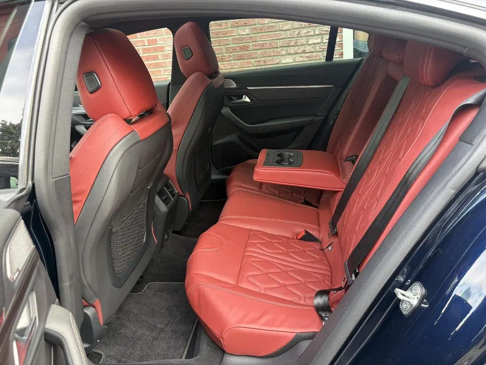 Peugeot 508 GT Pack 1.6 PHEV HYbrid 225pk e-EAT8 uit 2024, foto 15
