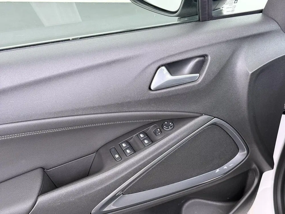 Opel Crossland 110pk Elegance uit 2021, foto 11