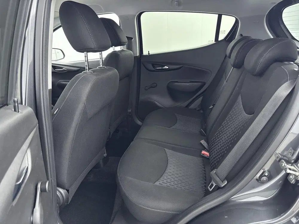 Opel Karl 1.0 Rocks Online Edition uit 2019, foto 13