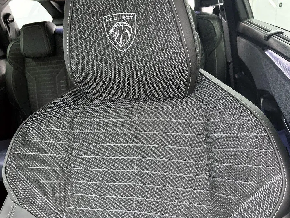 Peugeot 5008 SUV GT Hybrid 145pk Automaat uit 2026, foto 15