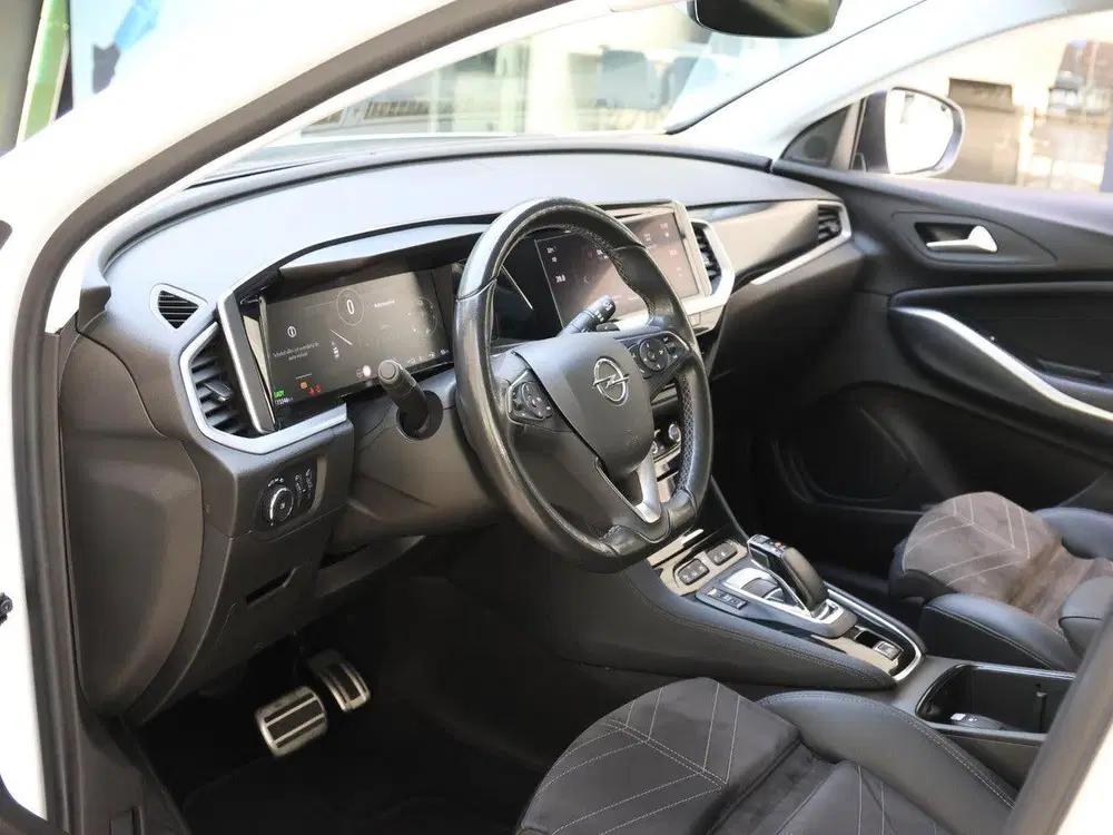 Opel Grandland 225 pk Turbo Plug-In Hybrid GS Line uit 2023, foto 11