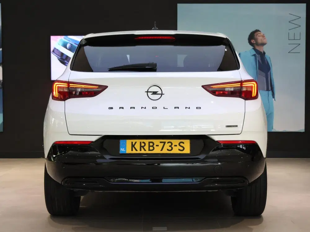 Opel Grandland 225 pk Turbo Plug-In Hybrid GS Line uit 2023, foto 8