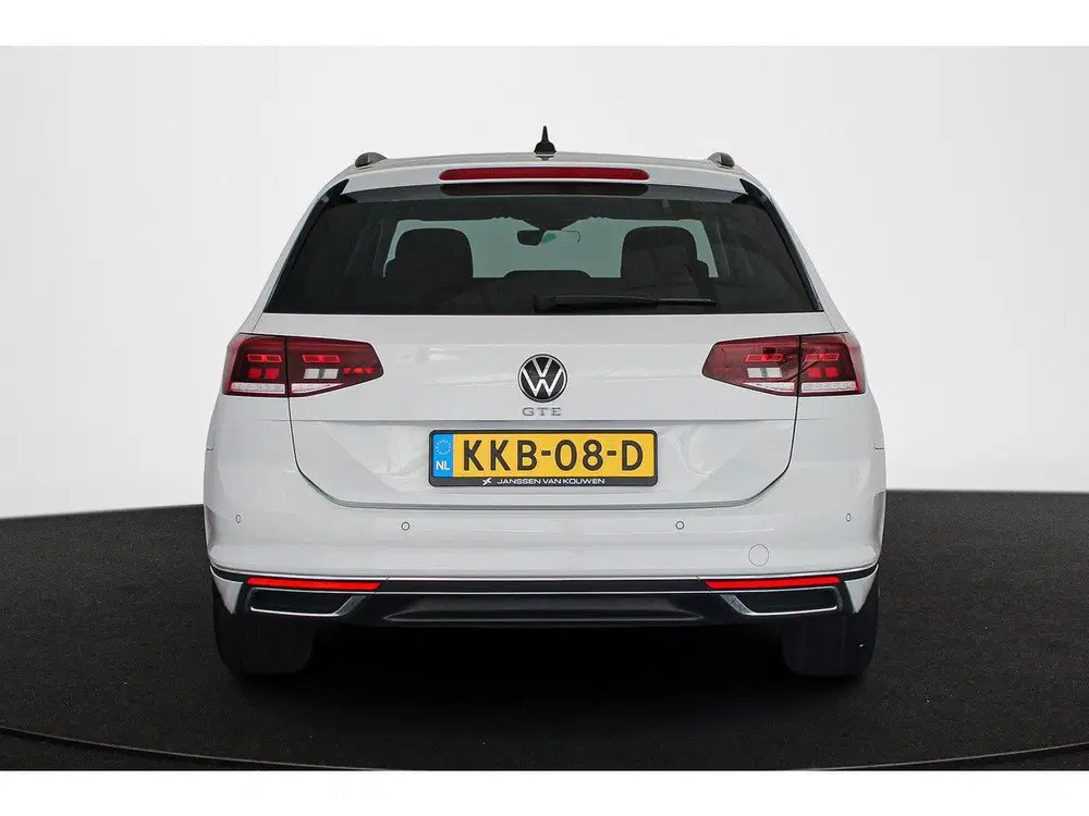 Volkswagen Passat Variant 1.4 TSI PHEV GTE Panoramadak Stoel uit 2022, foto 14