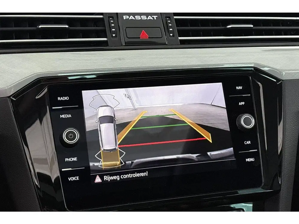 Volkswagen Passat Variant 1.4 TSI PHEV GTE Panoramadak Stoel uit 2022, foto 15