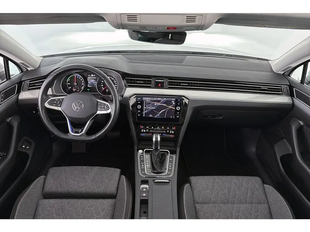 Volkswagen Passat Variant 1.4 TSI PHEV GTE Panoramadak Stoel uit 2022, foto 6