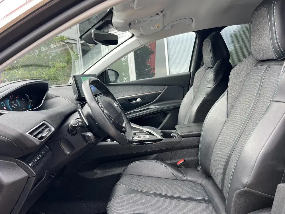 Peugeot 3008 1.6 HYbrid 225 Allure Pack Business Automa uit 2022, foto 7