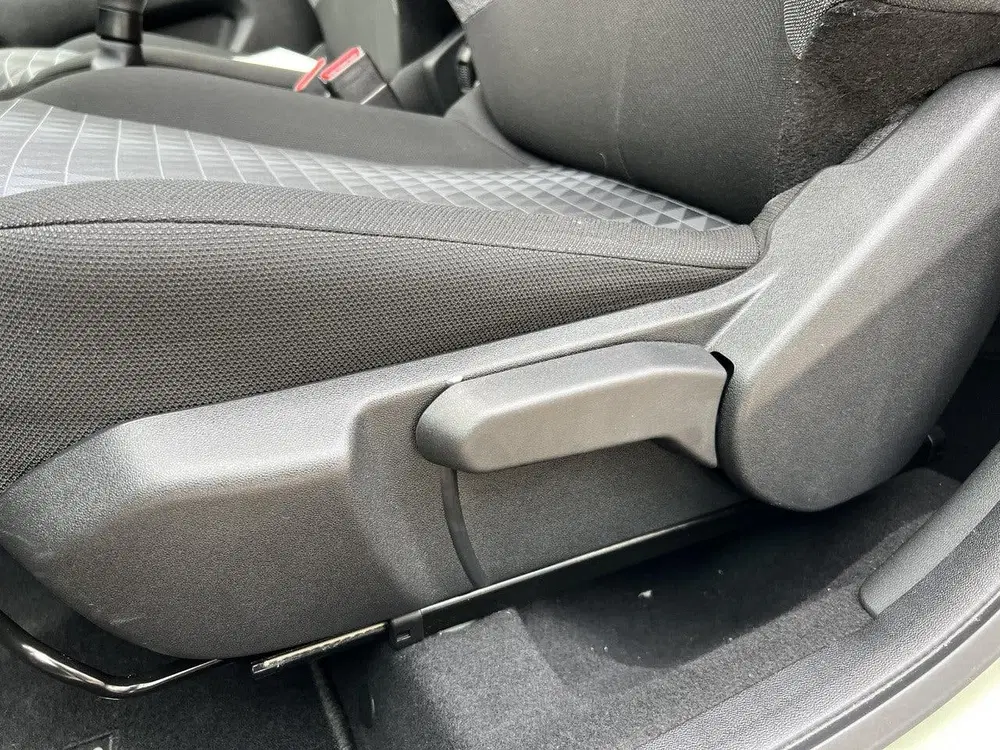 Peugeot 108 1.0 e-VTi 72 pk Active 5 deurs uit 2021, foto 13