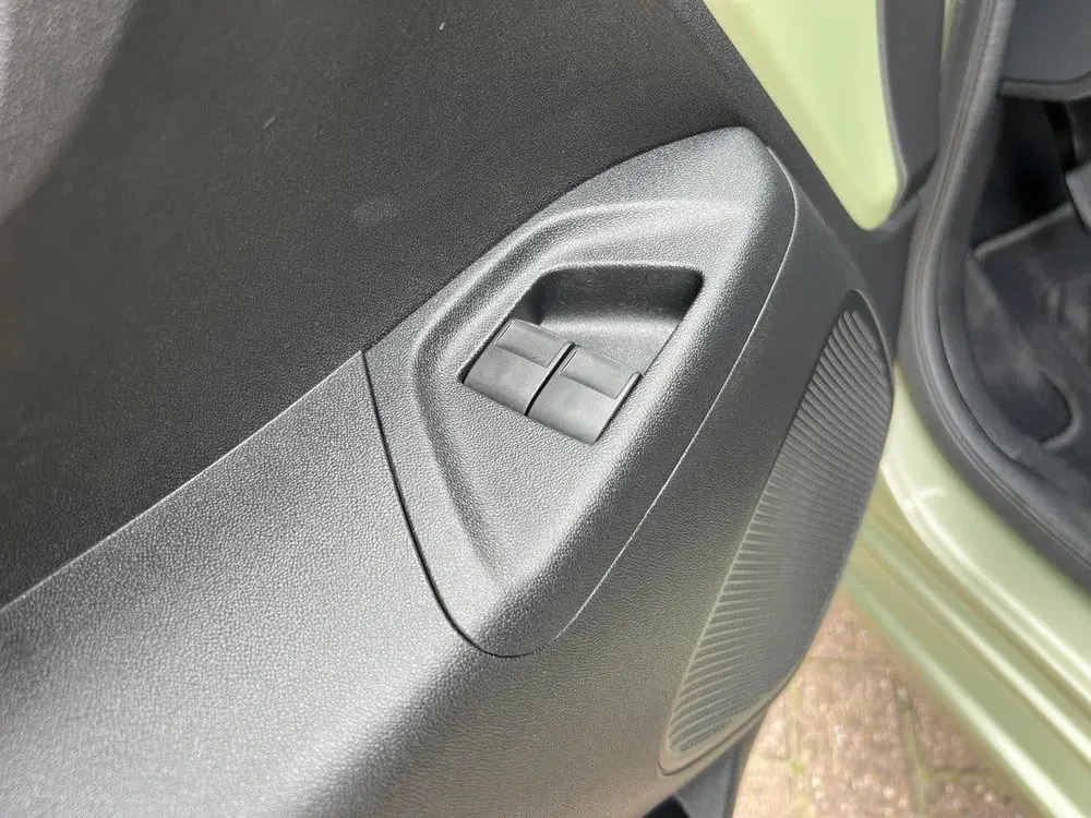 Peugeot 108 1.0 e-VTi 72 pk Active 5 deurs uit 2021, foto 14