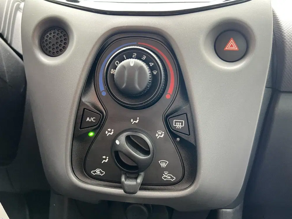 Peugeot 108 1.0 e-VTi 72 pk Active 5 deurs uit 2021, foto 15