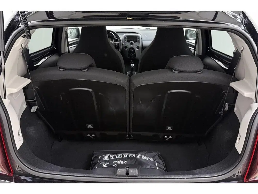 Peugeot 108 1.0 e-VTi Active 72 Pk uit 2021, foto 15