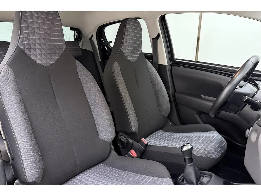 Peugeot 108 1.0 e-VTi Active 72 Pk uit 2021, foto 8