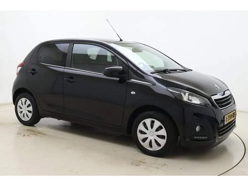 Peugeot 108 1.0 e-VTi Active 72 Pk uit 2021, foto 9