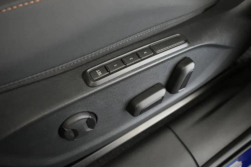 Cupra Terramar 1.5 eTSI Mem-Seats Stoel+Stuur Ver El akle uit 2025, foto 4