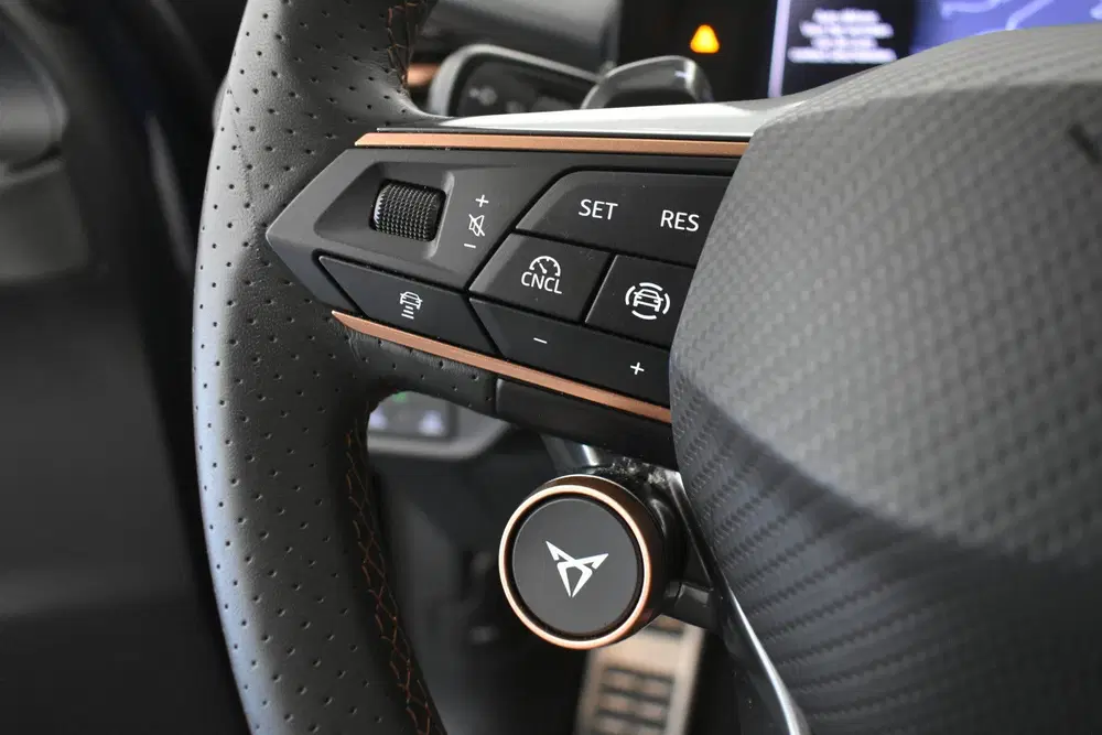 Cupra Terramar 1.5 eTSI Mem-Seats Stoel+Stuur Ver El akle uit 2025, foto 9