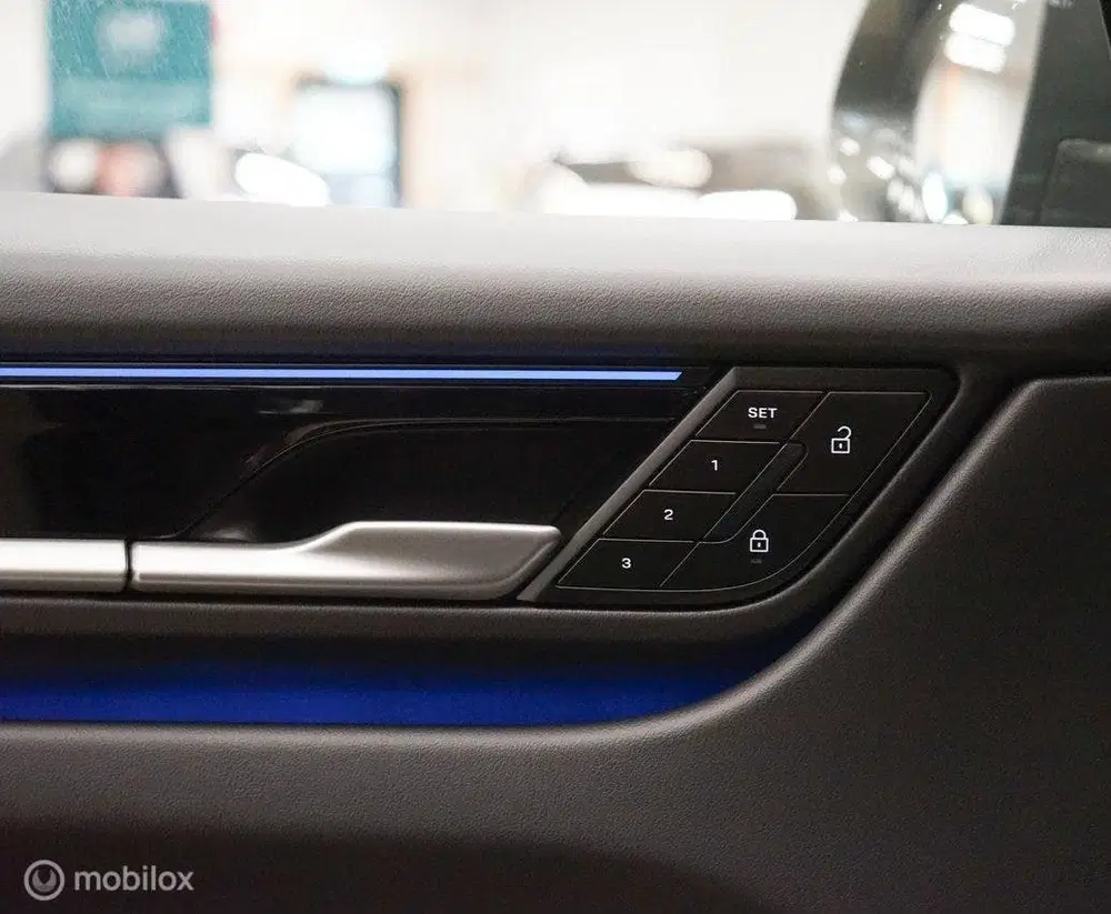 Porsche Macan 4 S 100 kWh uit 2025, foto 11