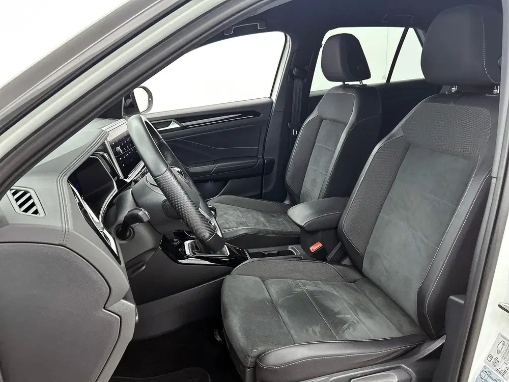 Volkswagen T-Roc 1.0 TSI R-Line uit 2023, foto 5