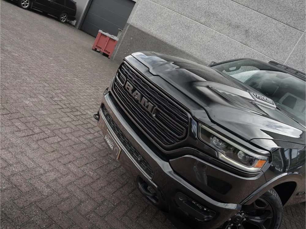 Dodge RAM 5.7L V8 4x4 Crew Cab Limited Night uit 2024, foto 13
