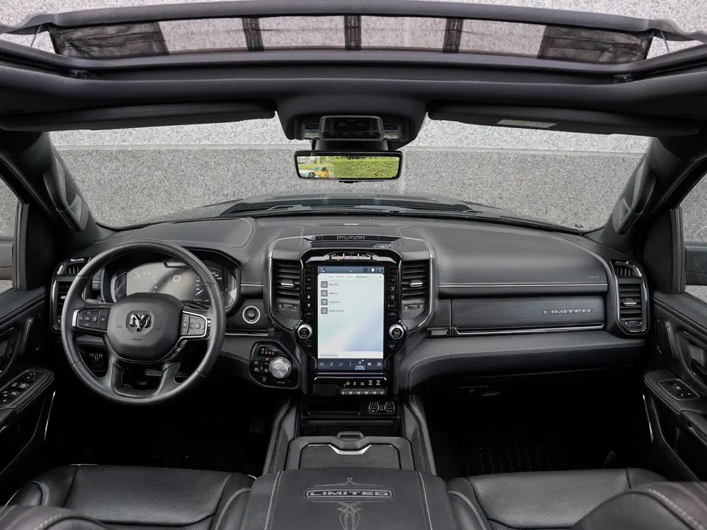 Dodge RAM 5.7L V8 4x4 Crew Cab Limited Night uit 2024, foto 6