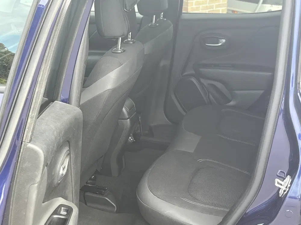 Jeep Renegade 1.3T DDCT Limited uit 2020, foto 11