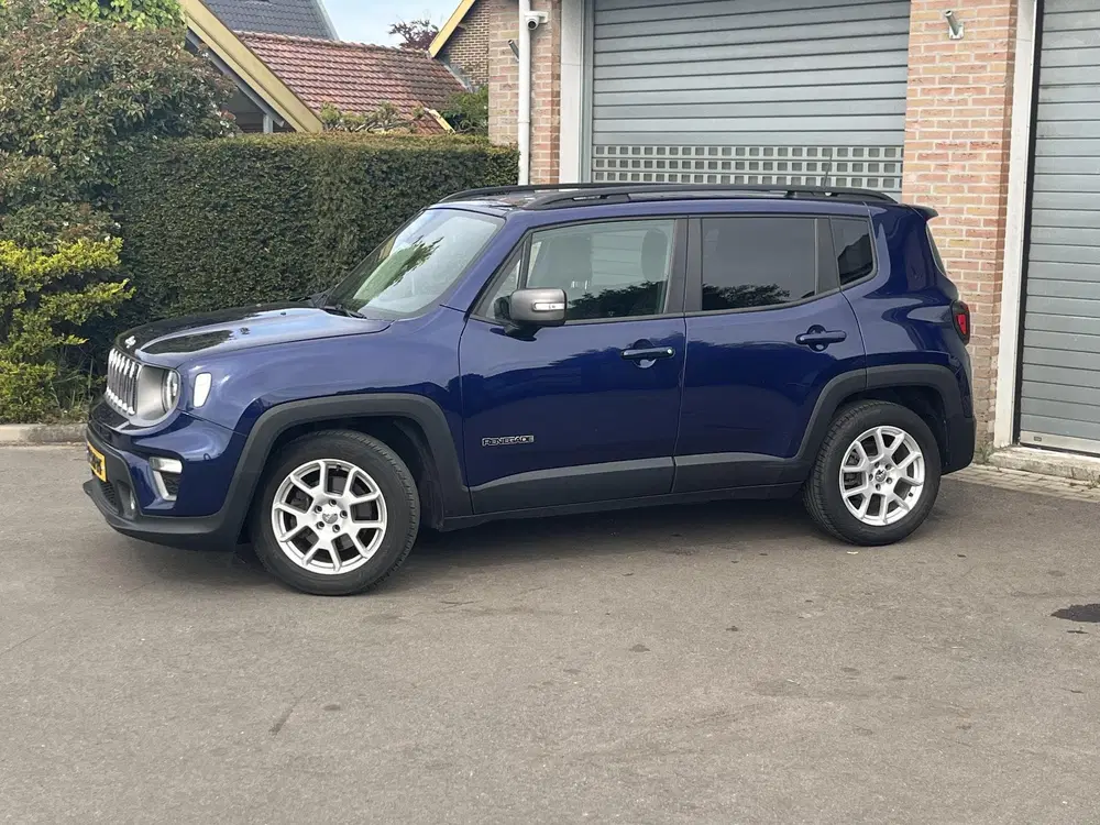 Jeep Renegade 1.3T DDCT Limited uit 2020, foto 2