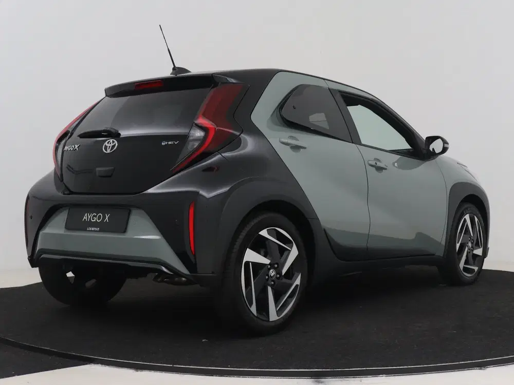 Toyota Aygo X Hybrid 115 envy (bj 2026 uit 2026, foto 2