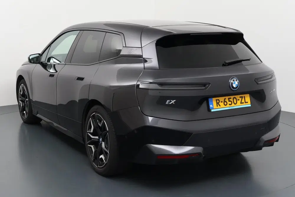 BMW iX xDrive50 High Executive 112 kWh Flagship e uit 2022, foto 12