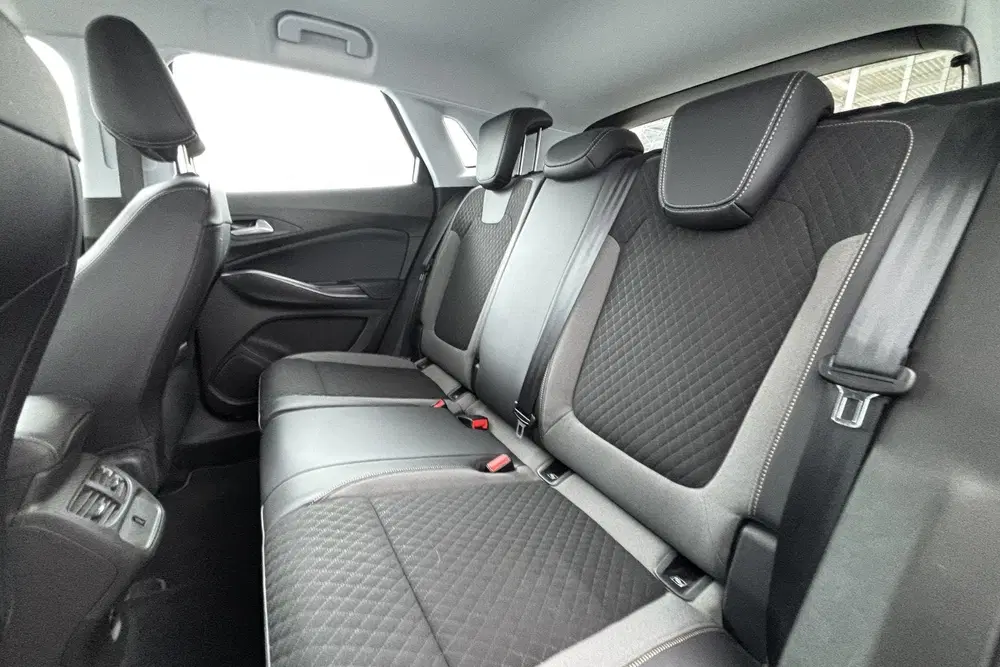 Opel Grandland 1.2 Turbo Elegance Comfortabele SUV met mo uit 2021, foto 5