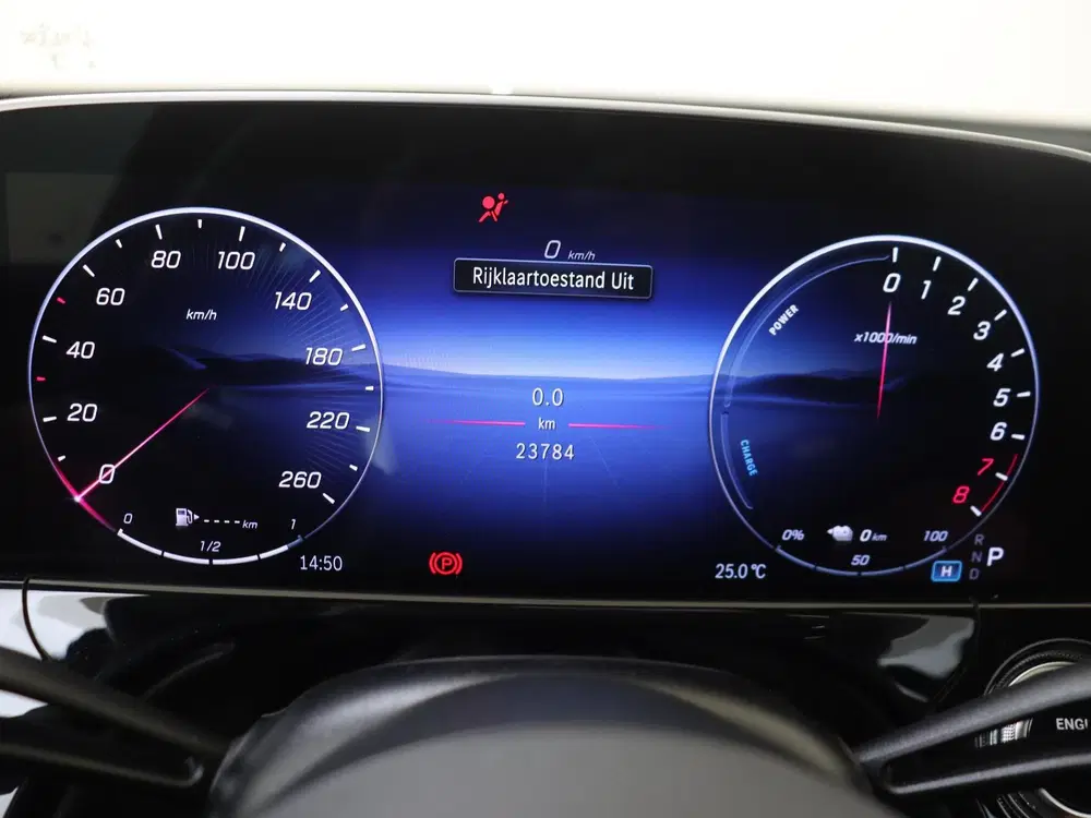 Mercedes-Benz E-Klasse 300 e Sport Edition uit 2025, foto 11