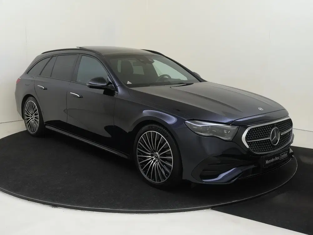Mercedes-Benz E-Klasse 300 e Sport Edition uit 2025, foto 2