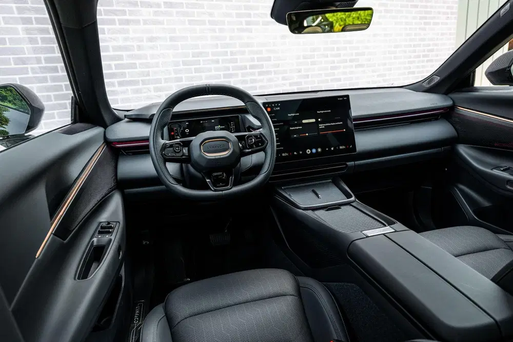 Lynk & Co 08 1.5 Core Business edition uit 2026, foto 11