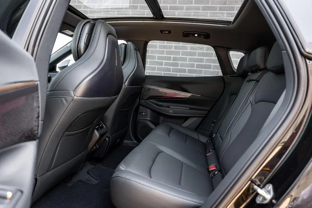 Lynk & Co 08 1.5 Core Business edition uit 2026, foto 8