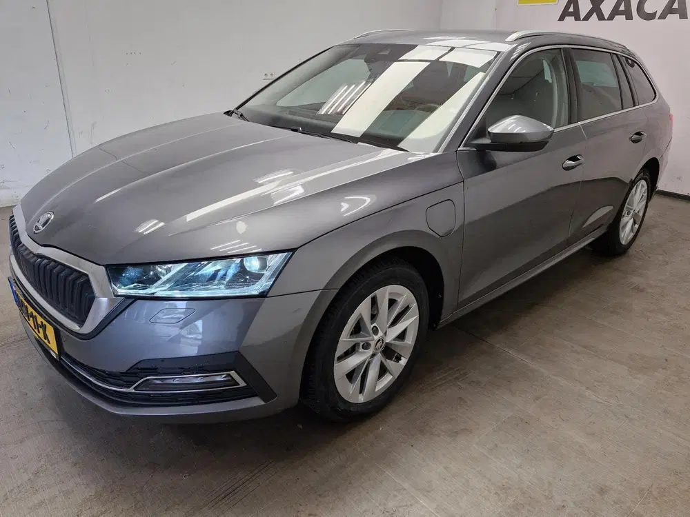 Skoda Octavia 1.4 TSI iV PHEV Sportline Business 12 MA uit 2023, foto 2
