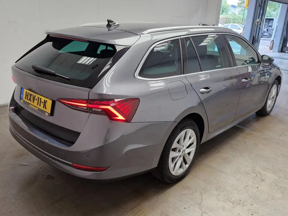 Skoda Octavia 1.4 TSI iV PHEV Sportline Business 12 MA uit 2023, foto 5