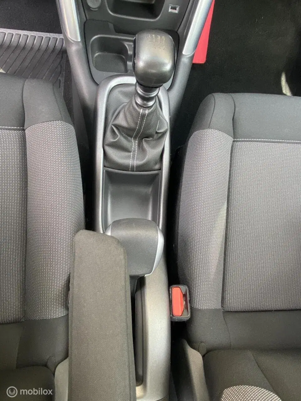 Citroën C3 Aircross Citroen C3 Aircross 1.2 PureTech uit 2019, foto 14