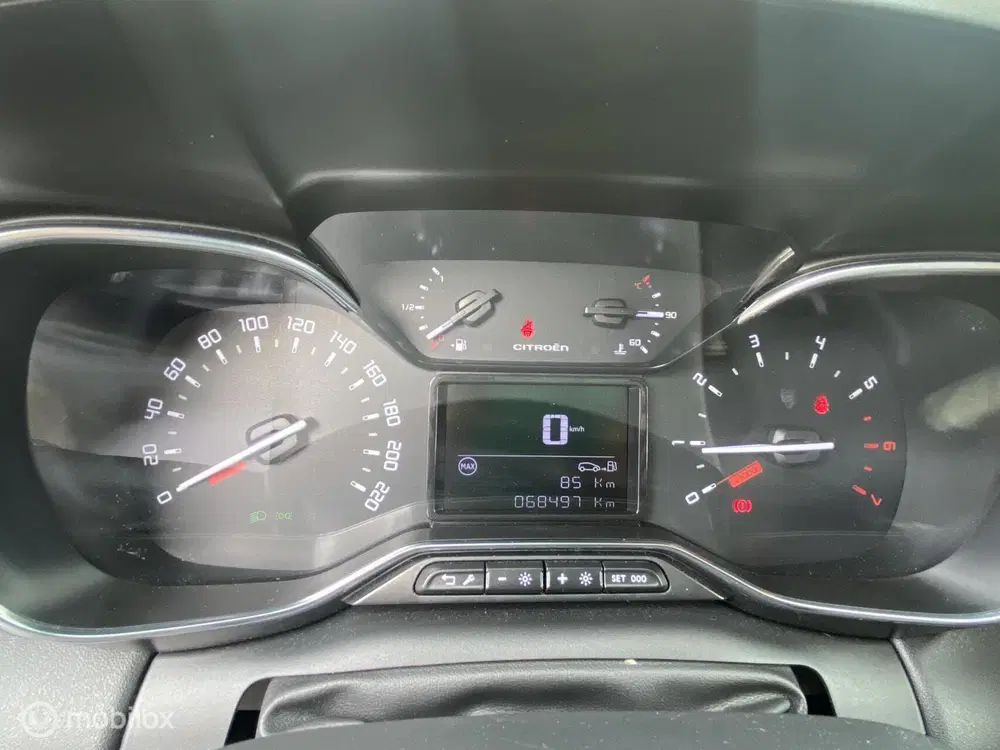 Citroën C3 Aircross Citroen C3 Aircross 1.2 PureTech uit 2019, foto 9