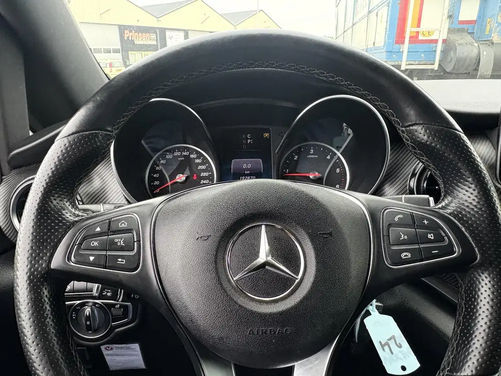 Mercedes-Benz V-Klasse 250d Extra Lang DC uit 2020, foto 12