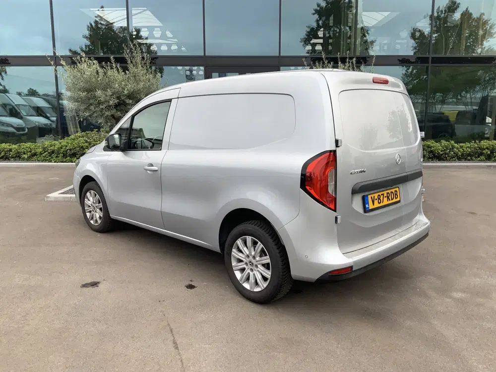 Mercedes-Benz Citan 110 L1 Base Benzine Airco Cruise uit 2022, foto 3