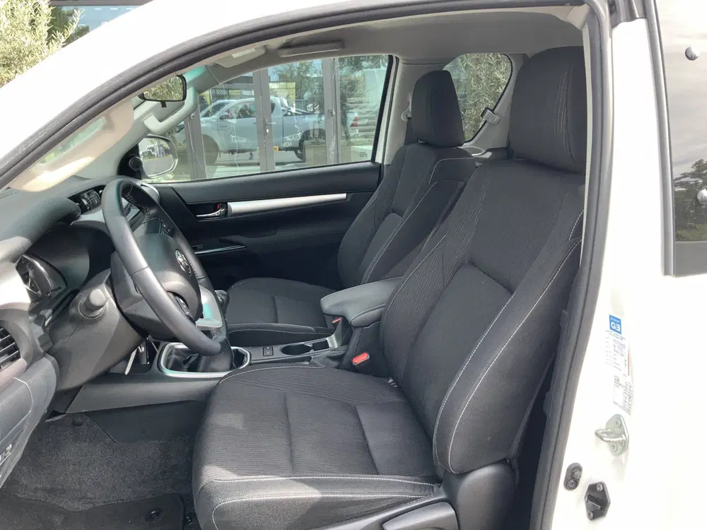 Toyota Hilux 2.4 D-4D Xtra Cab Cool Comfort Airco Cruis uit 2022, foto 5