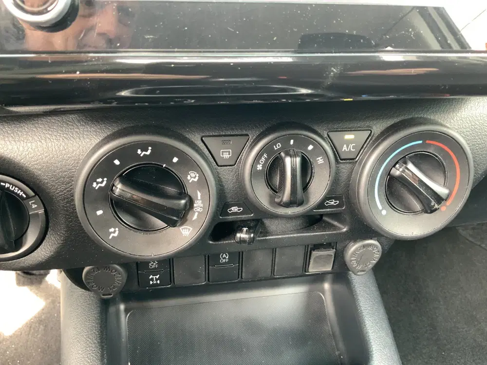Toyota Hilux 2.4 D-4D Xtra Cab Cool Comfort Airco Cruis uit 2022, foto 8