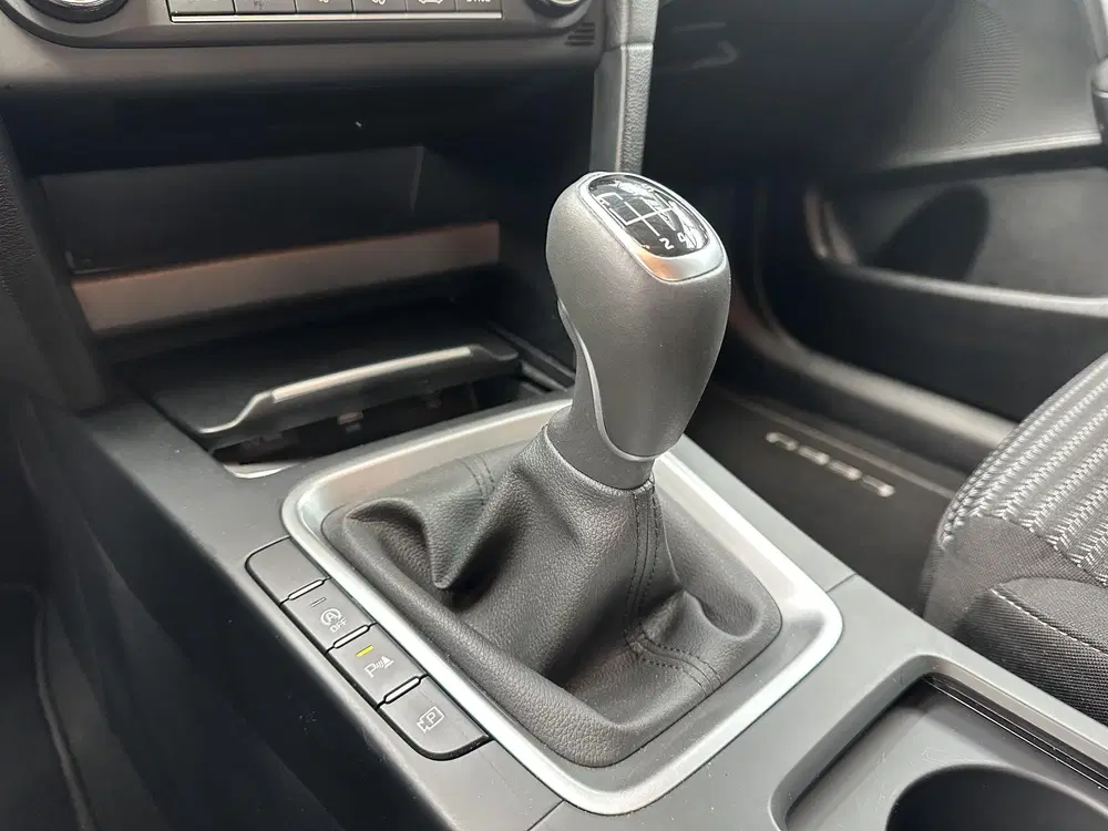 Kia Ceed 1.5 T-GDi DynamicLine uit 2025, foto 15