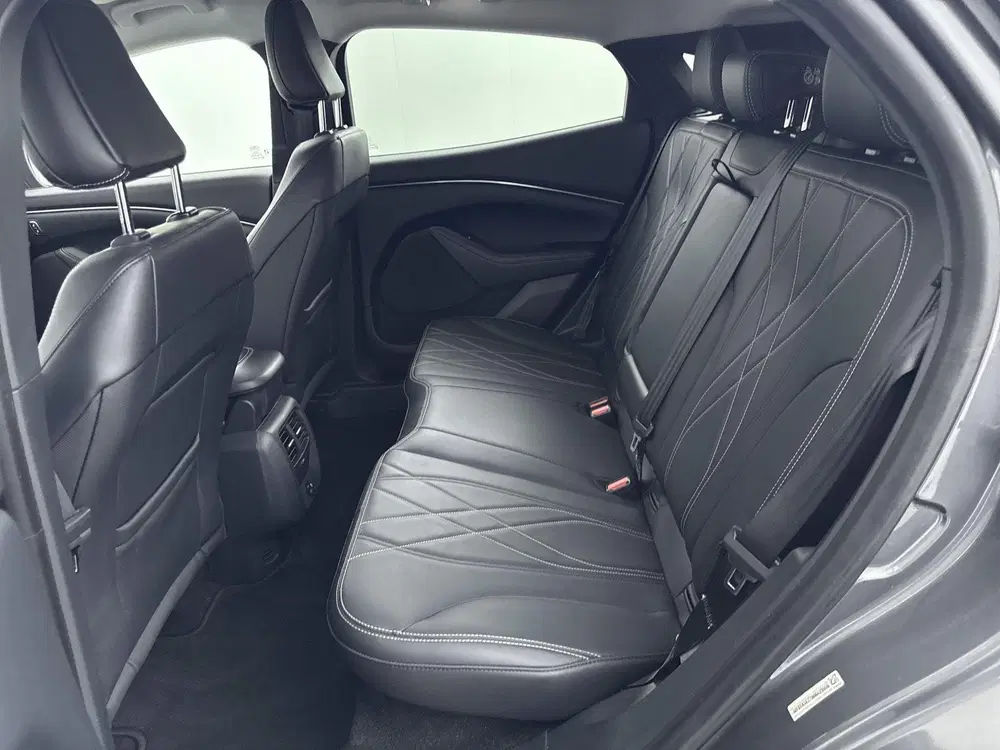 Ford Mustang Mach-E Extended RWD 98 kWh uit 2021, foto 10