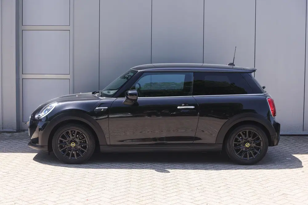 Mini Electric Classic uit 2022, foto 7